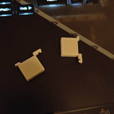 Amiga Diskdrive Knopje - Eject Button Replacement Part
